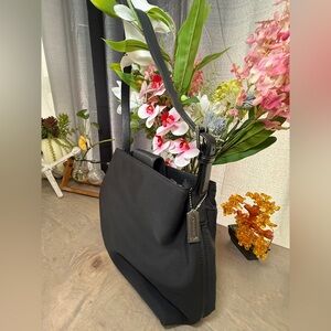 vintage Coach Mercer shoulder bag